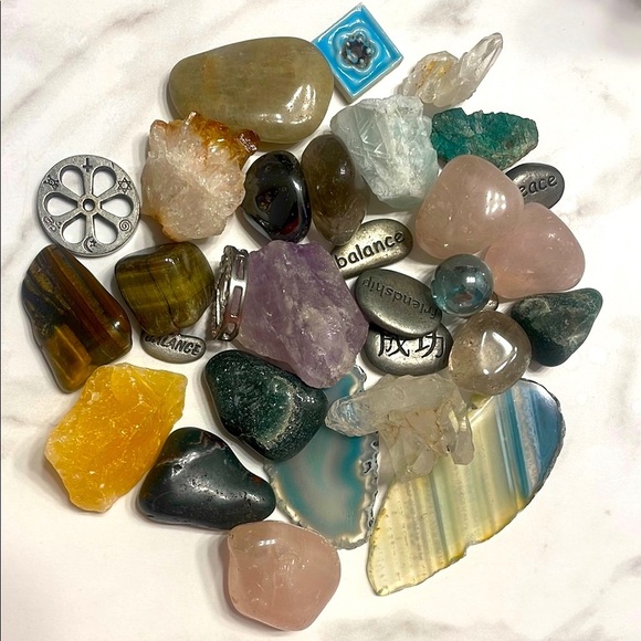 Natural Crystal and Rock Assorted Healing Set - Picture 7 of 7